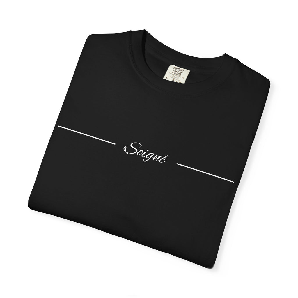 SOIGNÉ- Men's Essentials Tee white script